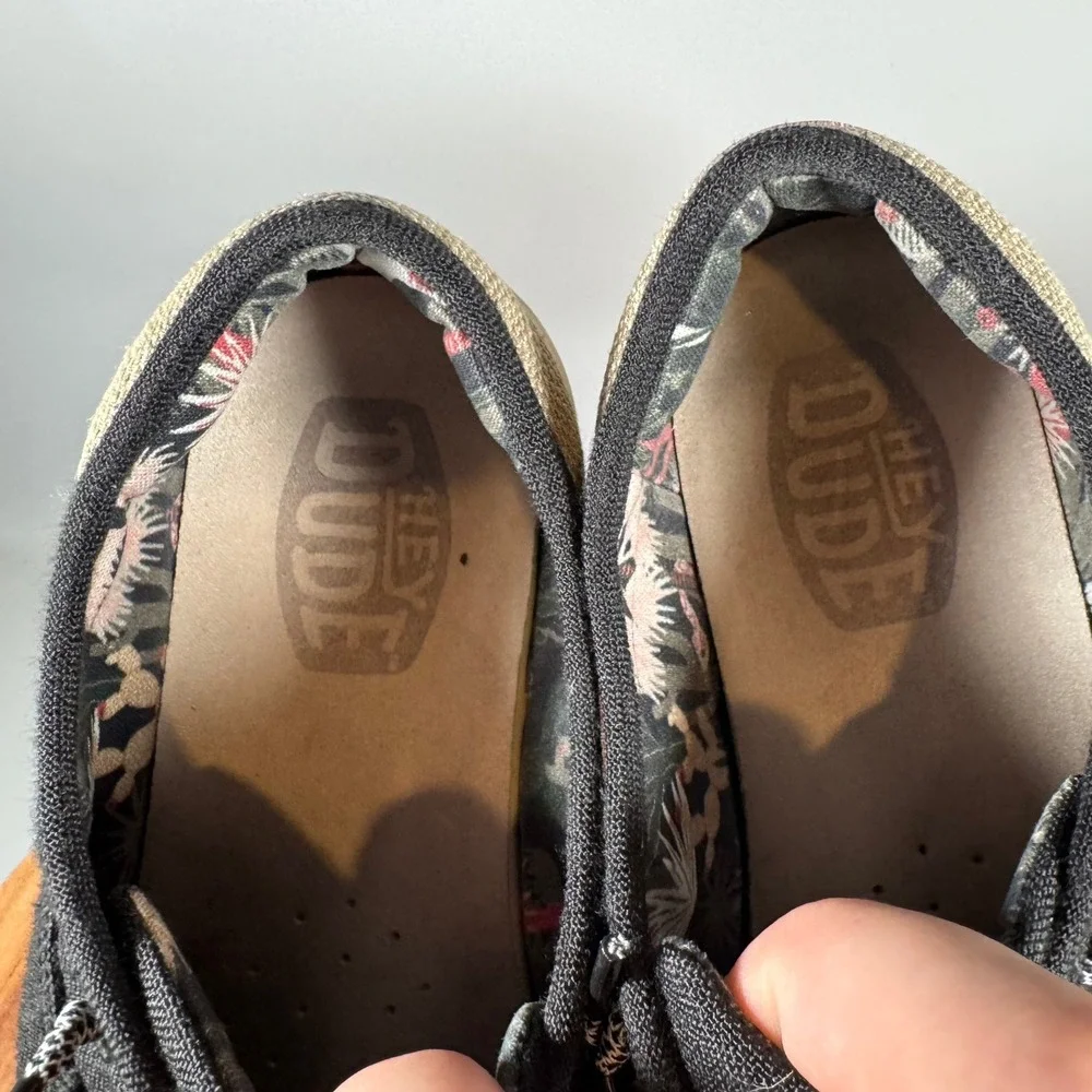 Hey Dude Cody W Craft Black Canvas Platform Slip On Sneakers Womens 8 40600-001